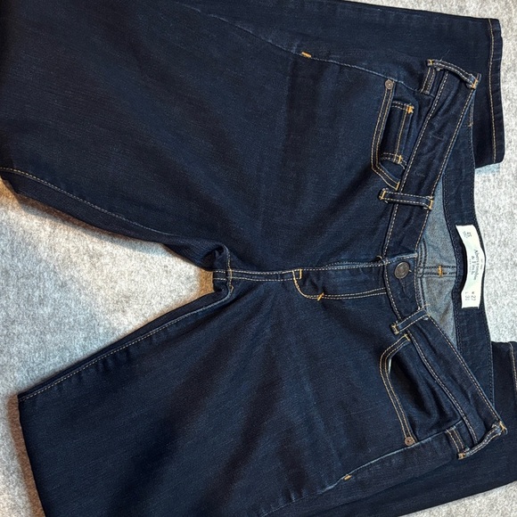 Abercrombie & Fitch Skinny Jeans Dark Wash Size 4S (27/31) 👖✨ - Picture 7 of 12